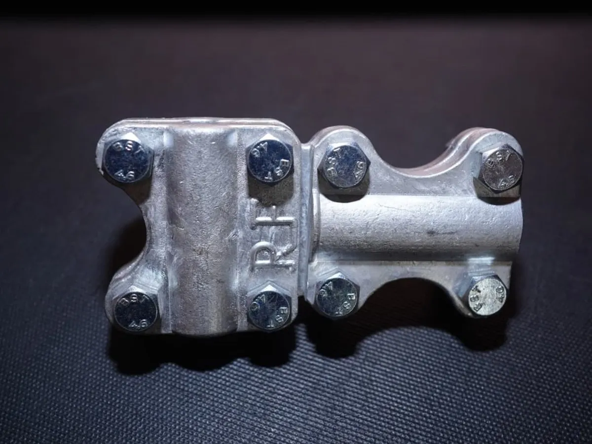 T-clamp for various conductors SideView